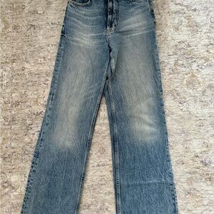 Zara High-Rise Straight Jeans in Light Blue Wash